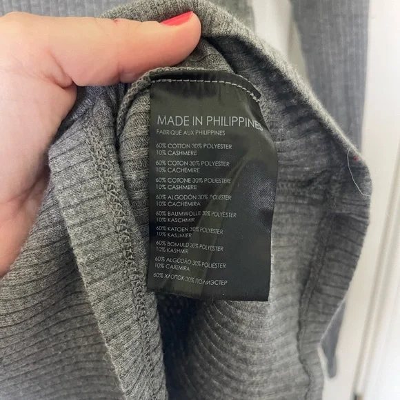 Club Monaco Gray Ribbed Turtleneck Sweater - Picture 3 of 4